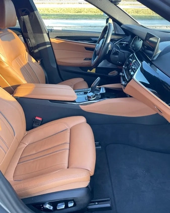 BMW Seria 5 cena 149900 przebieg: 119000, rok produkcji 2017 z Kielce małe 667